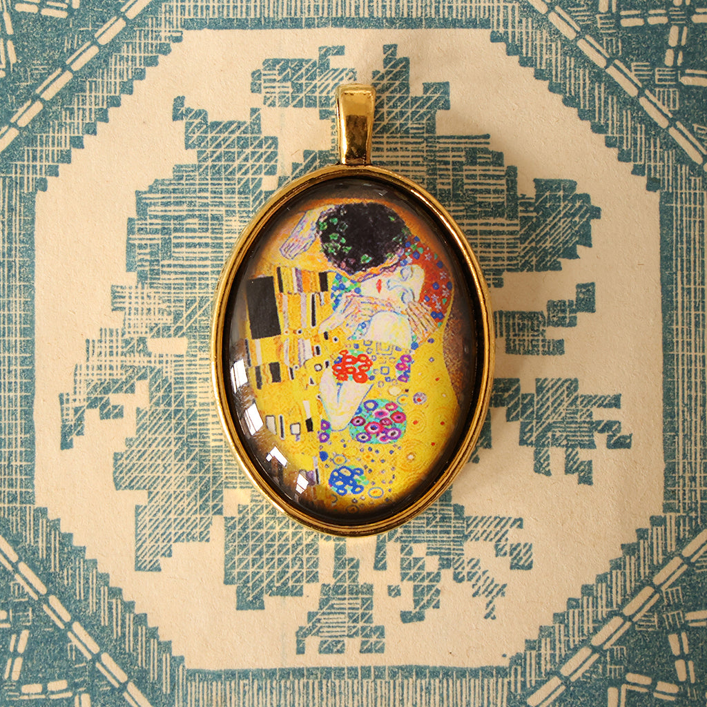 Klimt The Kiss Handmade Cameo Pendant Glass Antique Gold