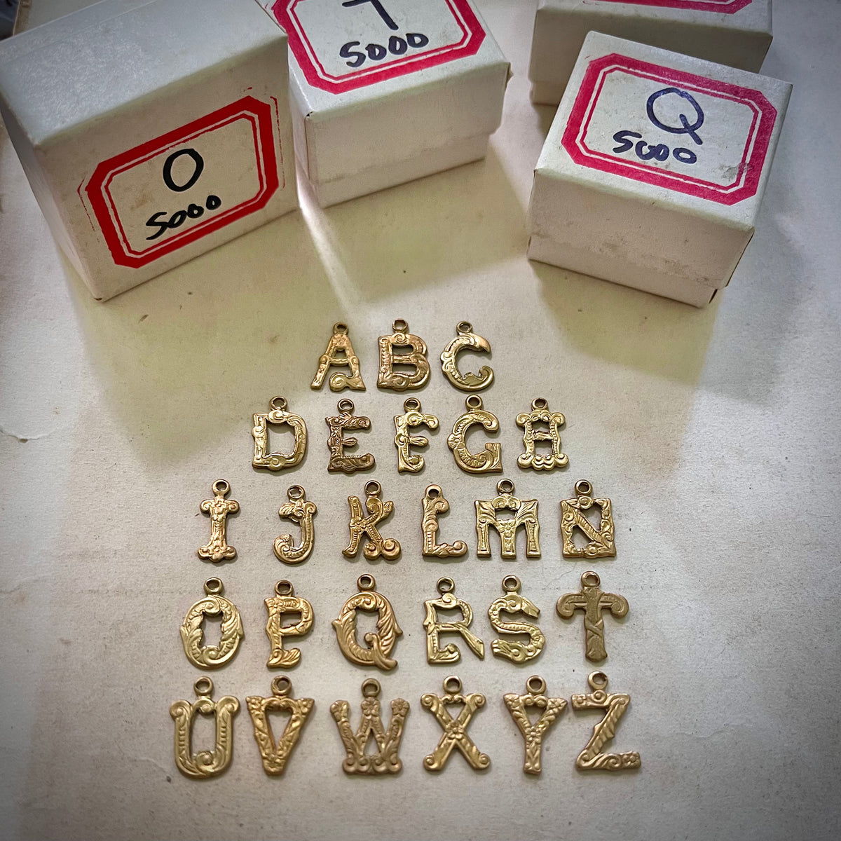 Whimsical Ornate Vintage Brass Full Alphabet Letter Charms Victorian G –  Supply Banshee