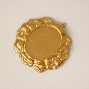 40x30mm Floral Art Nouveau Brass Cameo Cabochon Setting Ornate Victorian Frame