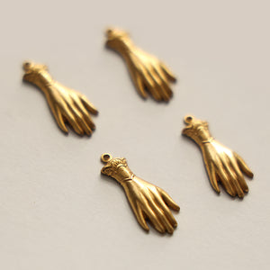 4pcs One Loop Victorian Hand Connector Charm Pendants with Sleeve Raw Brass Vintage