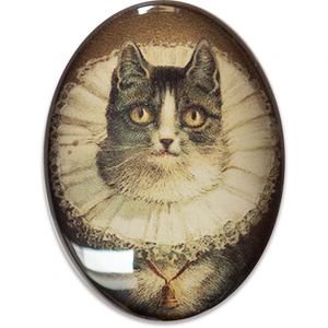 Elizabethan Tudor Cat Glass Cameo Cabochon