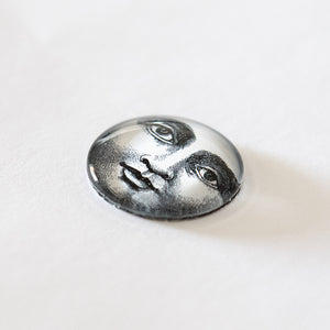 Round Vintage Man in the Moon Glass Cameo Cabochon
