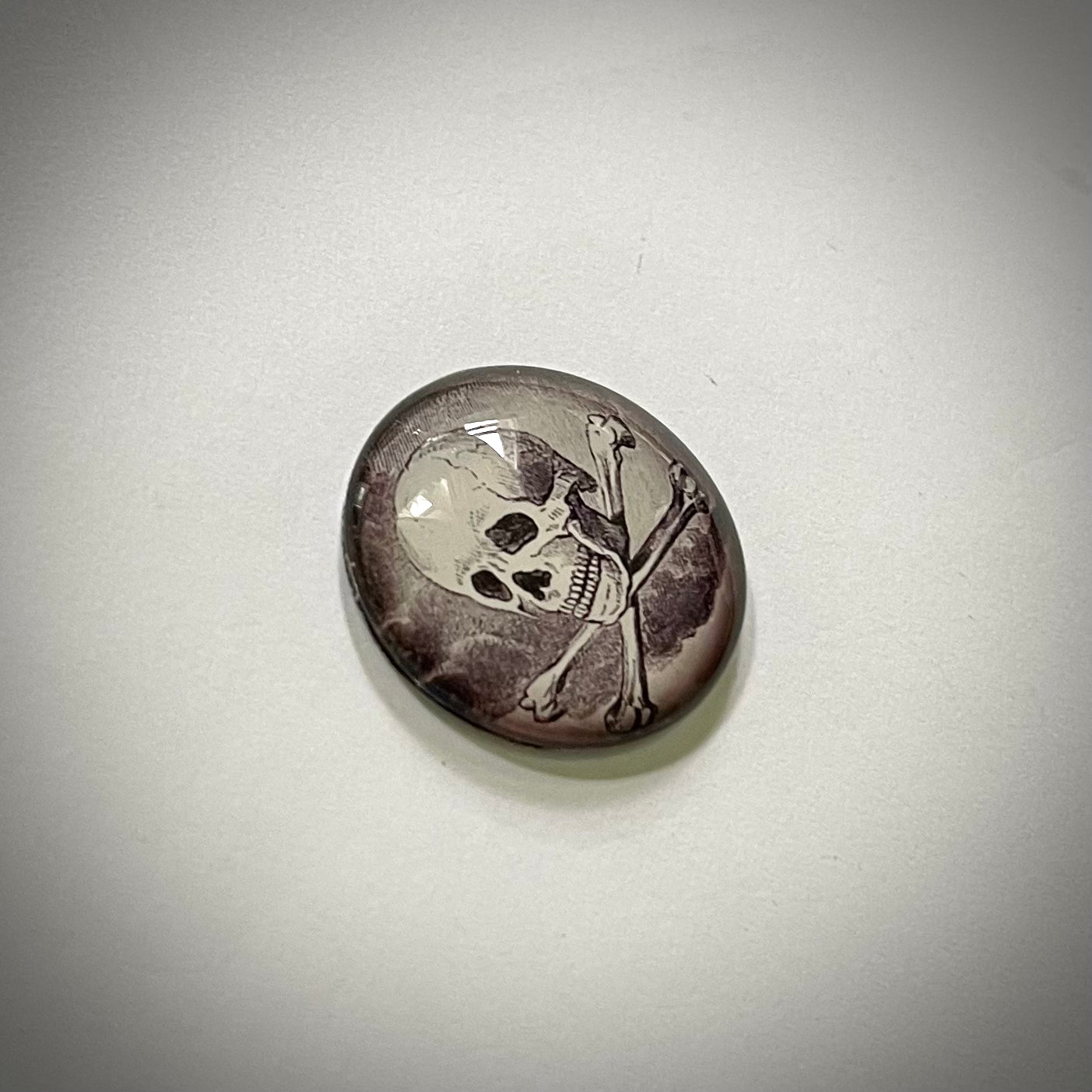 Round Masonic Skull Crossbones Oddfellows Glass Cameo Cabochon