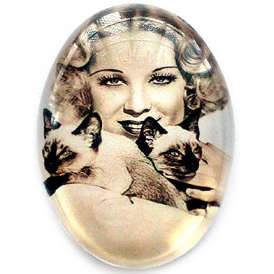 Vintage Starlet and Siamese Cats Cameo Cabochon